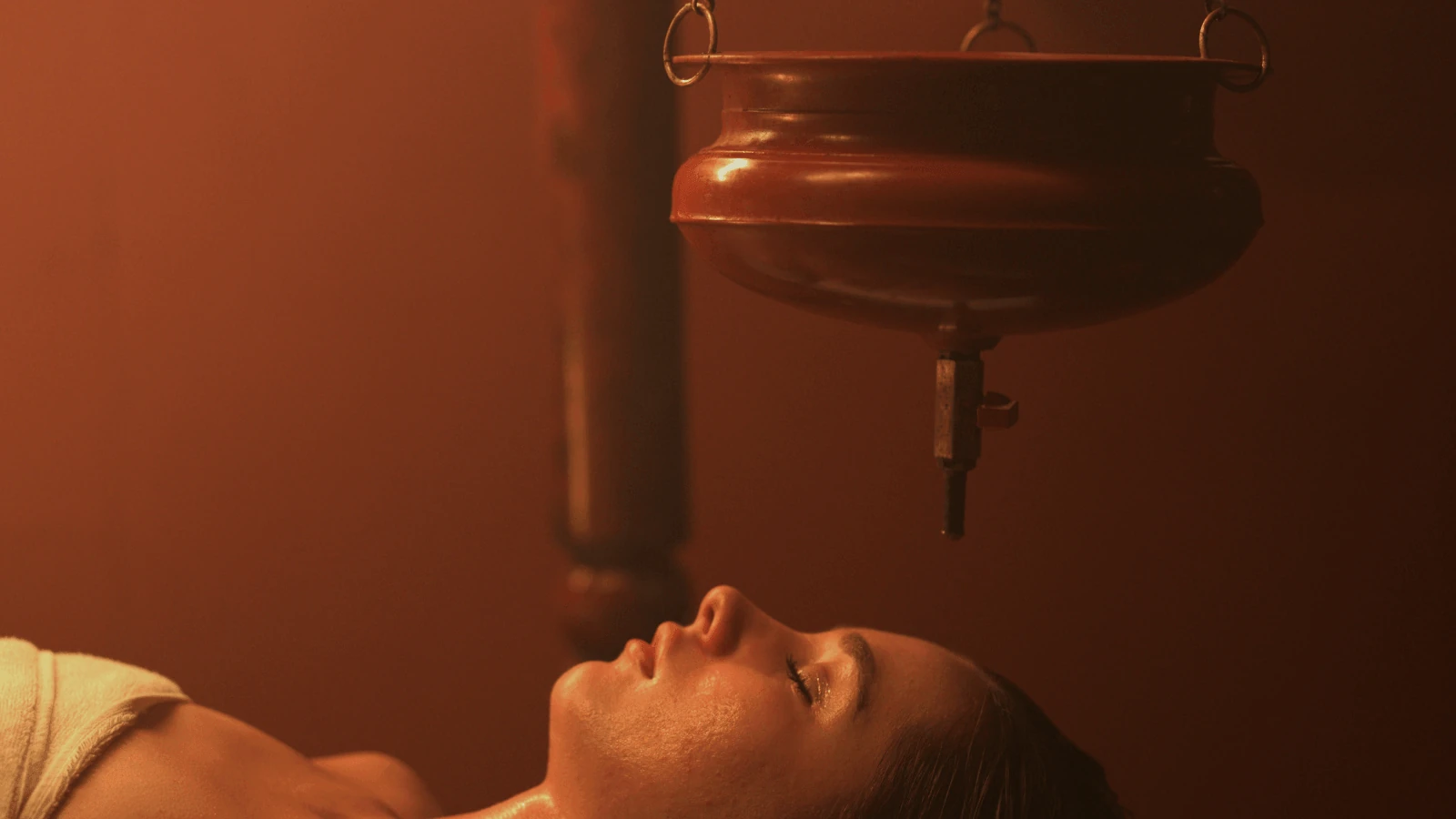 Luxury spa treatment room demo image
